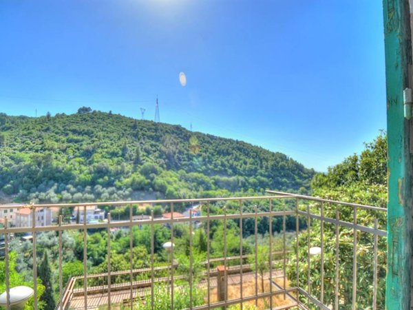 casa indipendente in vendita a Terni in zona Papigno