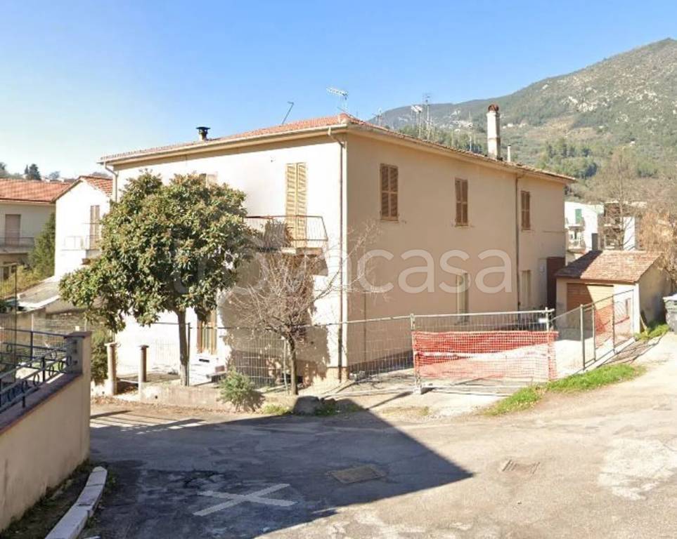 appartamento in vendita a Terni in zona Trevi