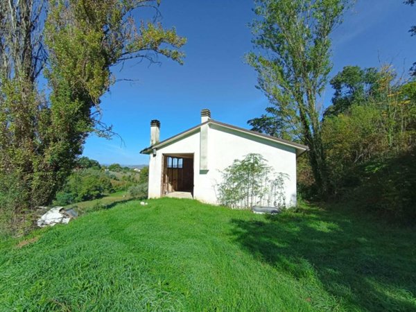 casa indipendente in vendita a Terni in zona Collescipoli