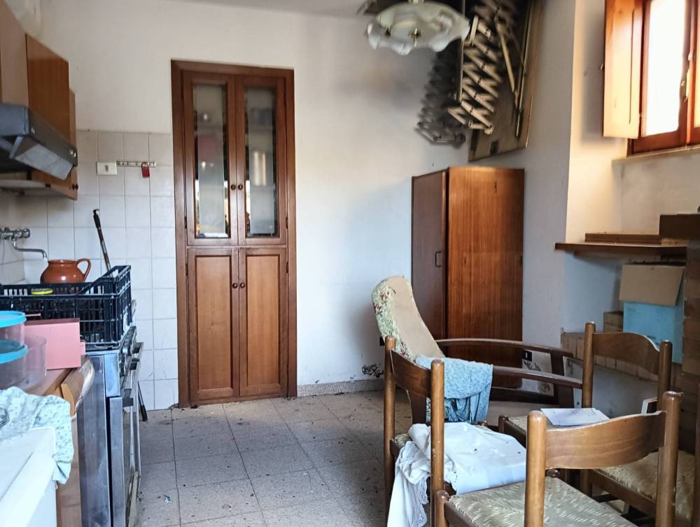 casa indipendente in vendita a Terni