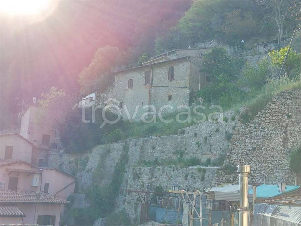 casa indipendente in vendita a Terni in zona Rocca San Zenone