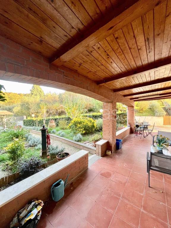 casa indipendente in vendita a Terni in zona La Romita