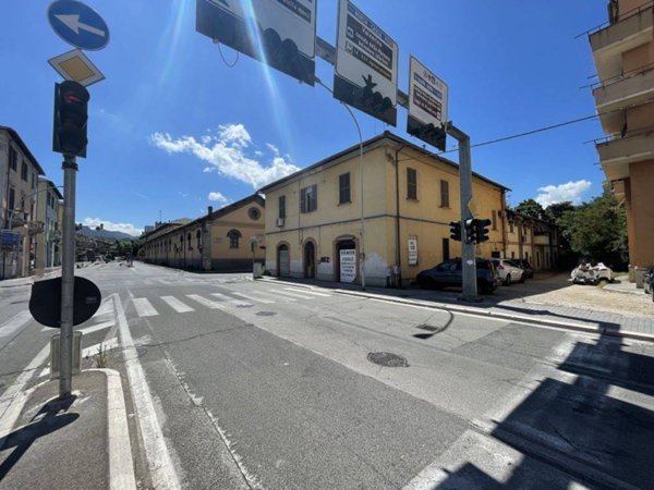 trivano in vendita a Terni