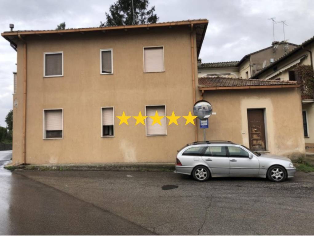 appartamento in vendita a Terni in zona Collescipoli