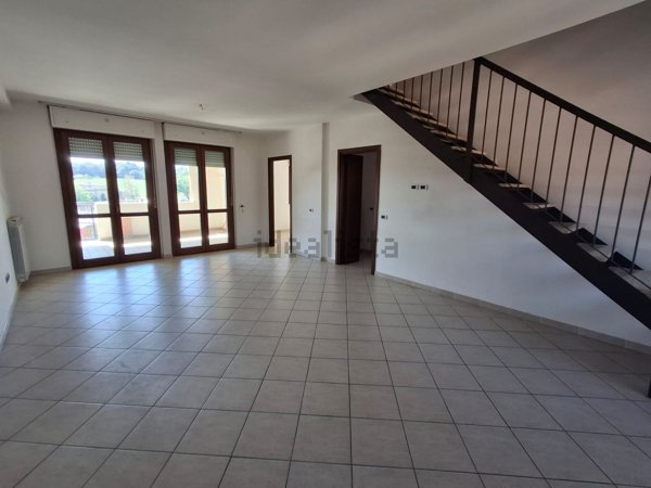 appartamento in vendita a Terni in zona Rivo