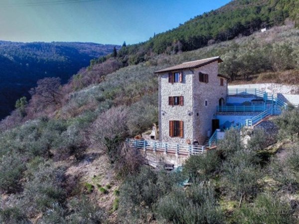 casa indipendente in vendita a Terni in zona Acquapalombo