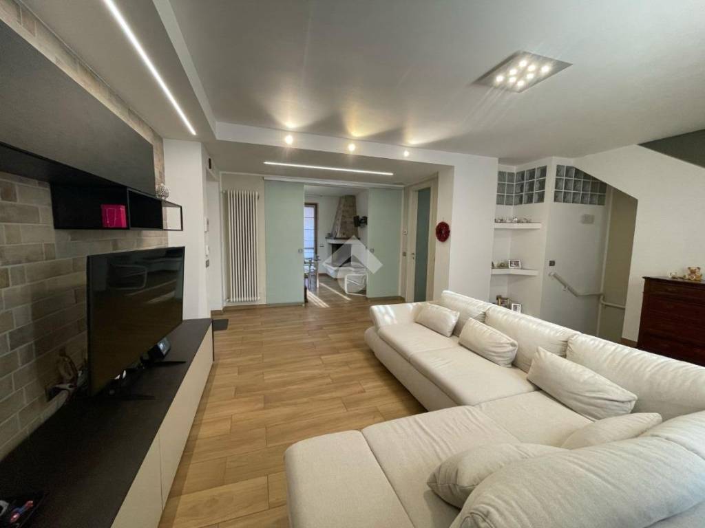 casa indipendente in vendita a Terni in zona Gabelletta