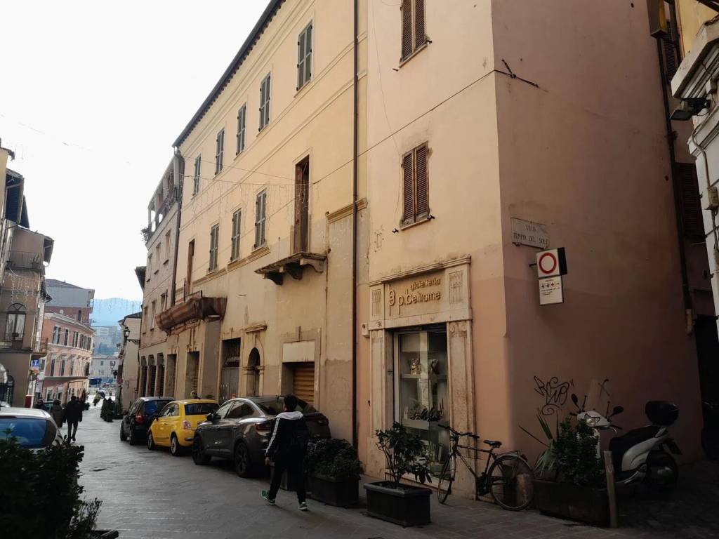 intera palazzina in vendita a Terni in zona Centro Città