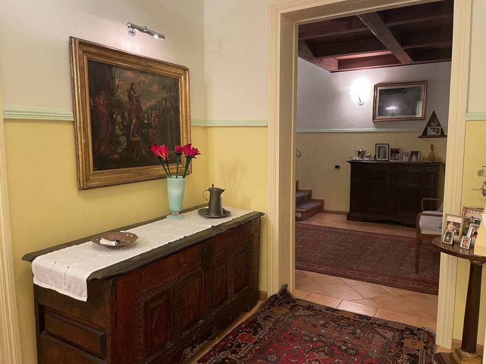 casa indipendente in vendita a Terni in zona Centro Città