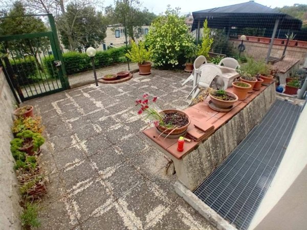 casa indipendente in vendita a Terni in zona Gabelletta