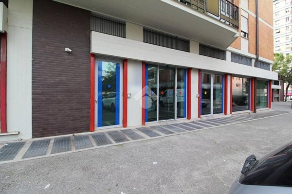 negozio in vendita a Terni in zona Centro Città