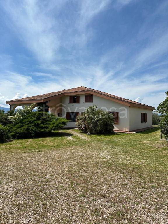 casa indipendente in vendita a Terni in zona Rivo