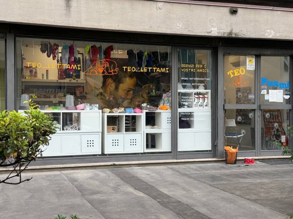 locale commerciale in vendita a Terni