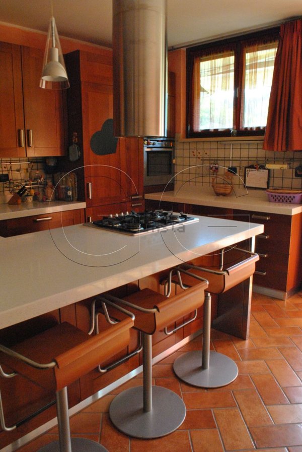 casa indipendente in vendita a Terni in zona Centro Città