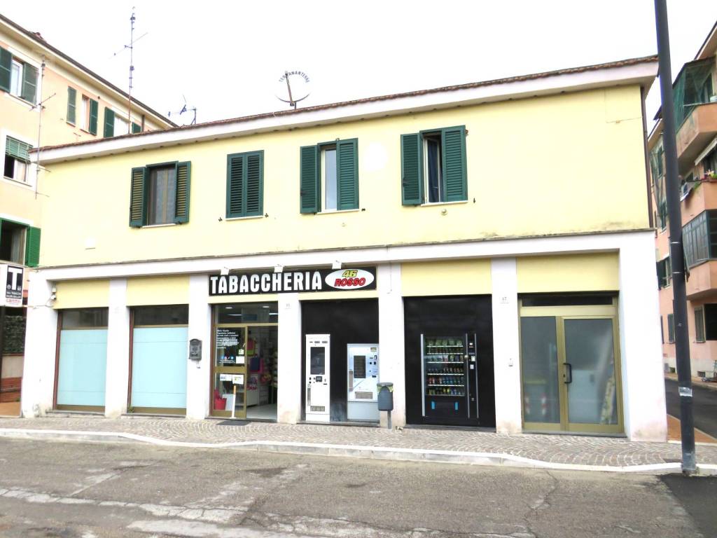 negozio in vendita a Terni