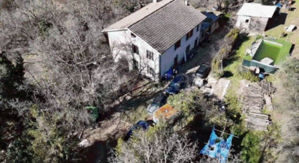 appartamento in vendita a Terni in zona Battiferro