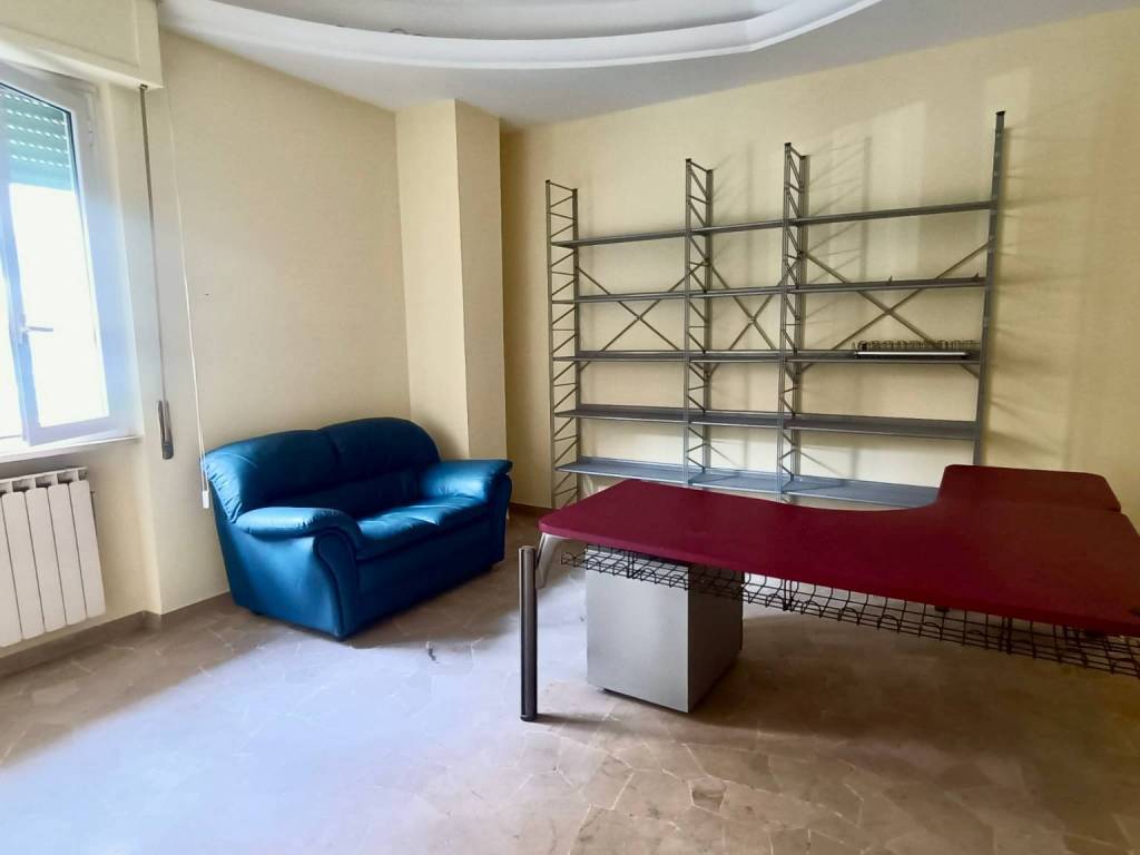 ufficio in vendita a Terni in zona Centro Città