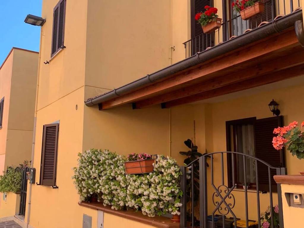casa indipendente in vendita a Terni in zona Gabelletta