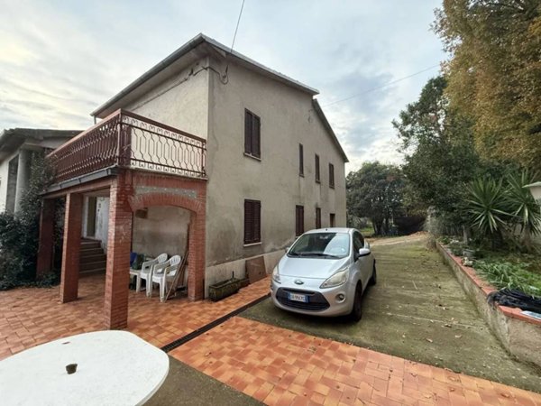 casa indipendente in vendita a Terni in zona Gabelletta