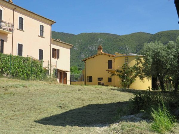 casa indipendente in vendita a Terni in zona Colle dell'Oro