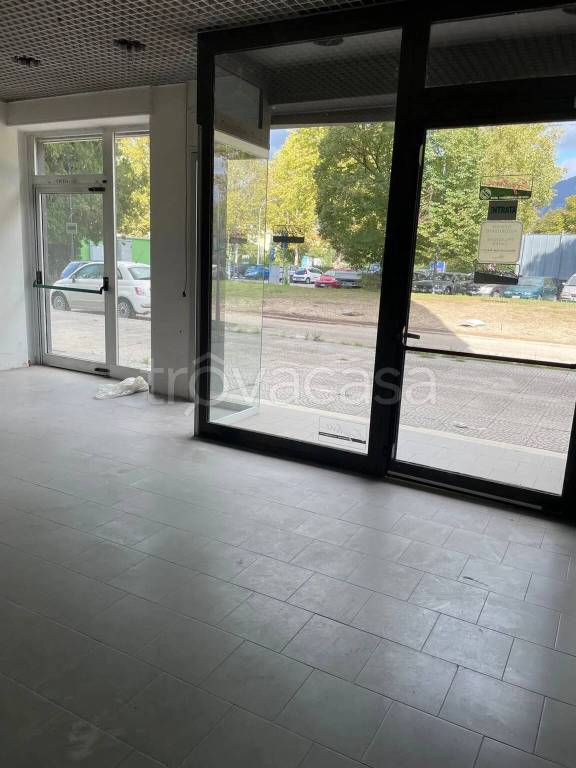 negozio in vendita a Terni in zona Centro Città