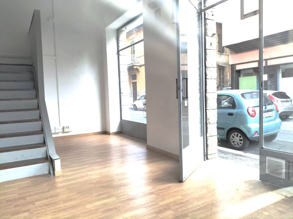 negozio in vendita a Terni in zona Centro Città