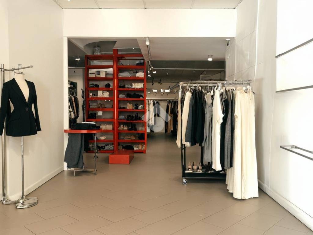 negozio in vendita a Terni in zona Centro Città