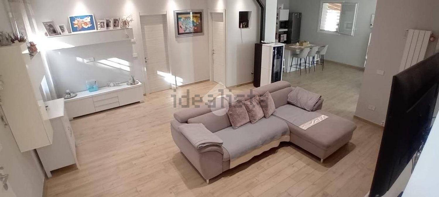 casa indipendente in vendita a Terni in zona Gabelletta