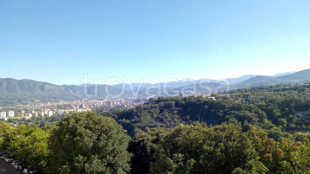 appartamento in vendita a Terni in zona Collescipoli