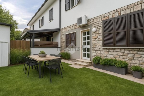 casa indipendente in vendita a Terni in zona Centro Città