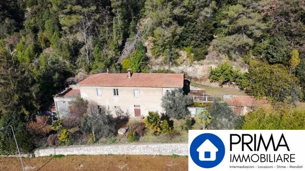 casa indipendente in vendita a Terni in zona San Carlo