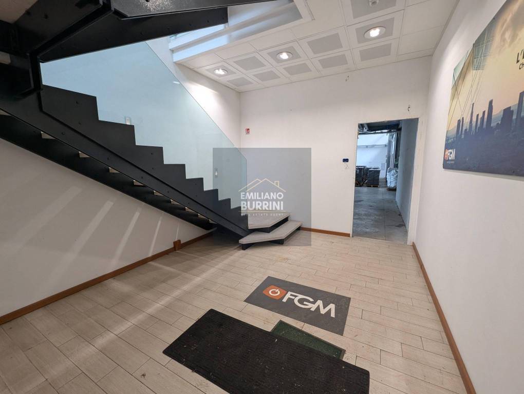 locale commerciale in vendita a Terni