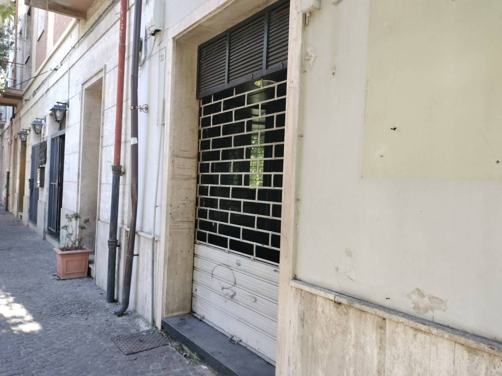negozio in vendita a Terni in zona Centro Città