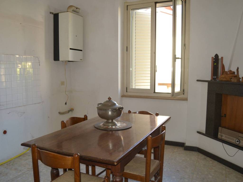appartamento in vendita a Terni in zona Rivo