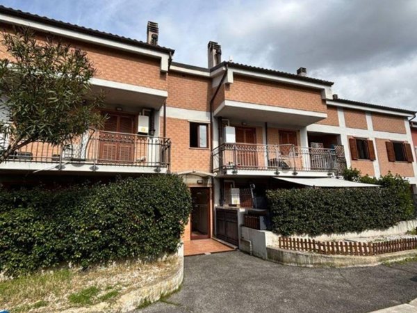 appartamento in vendita a Terni in zona Vocabolo Valenza