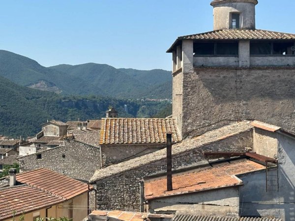 appartamento in vendita a Terni in zona Marmore