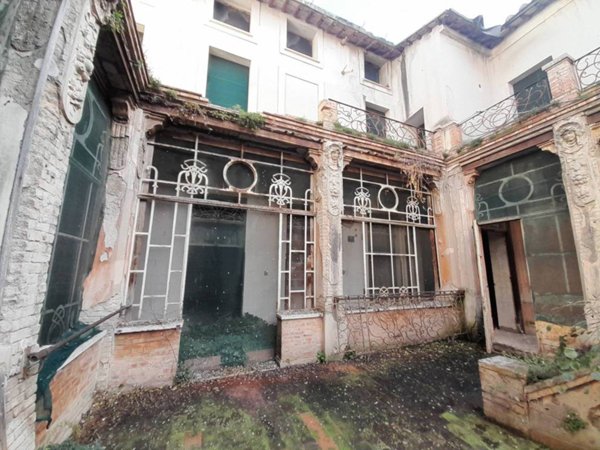 intera palazzina in vendita a Terni