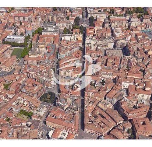 negozio in vendita a Terni in zona Centro Città