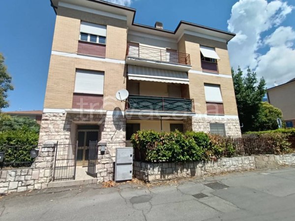 appartamento in vendita a Terni in zona Rivo