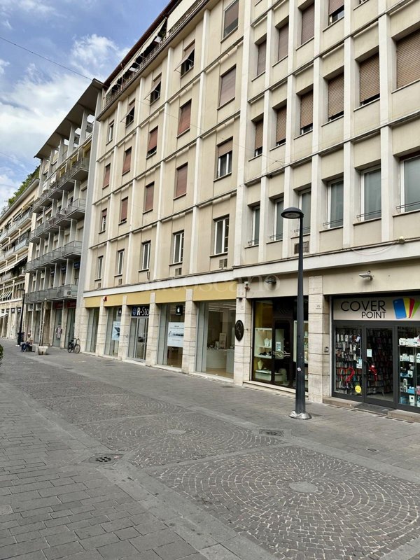 appartamento in vendita a Terni in zona Centro Città