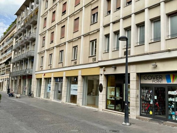 appartamento in vendita a Terni in zona Centro Città