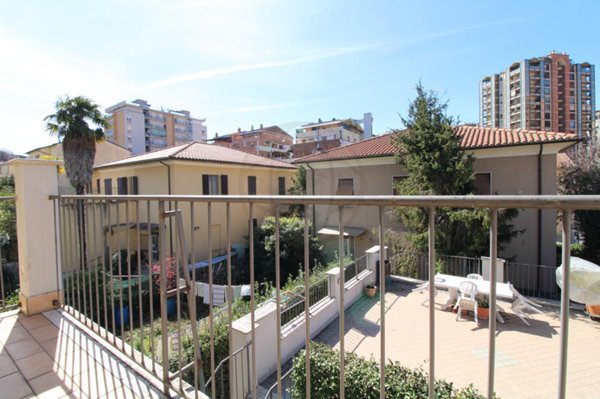 casa indipendente in vendita a Terni in zona Centro Città