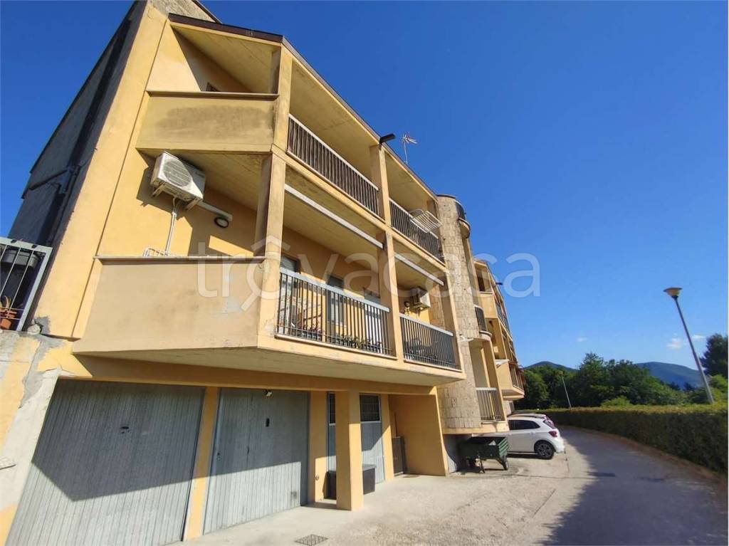 appartamento in vendita a Terni in zona Marmore
