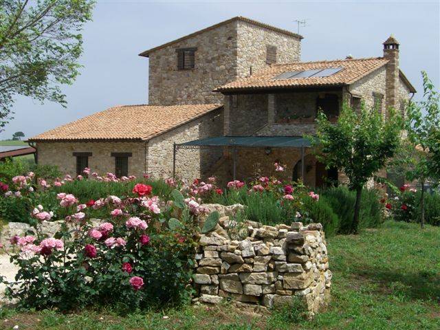casa indipendente in vendita a Terni in zona Collescipoli