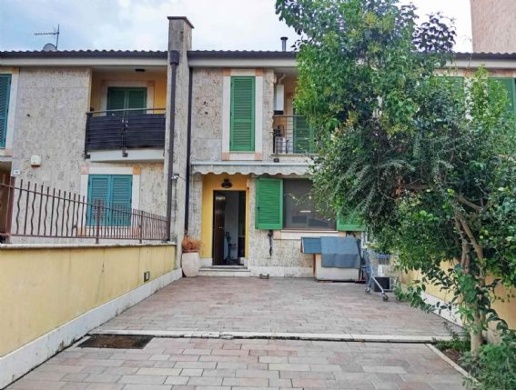appartamento in vendita a Terni in zona Centro Città