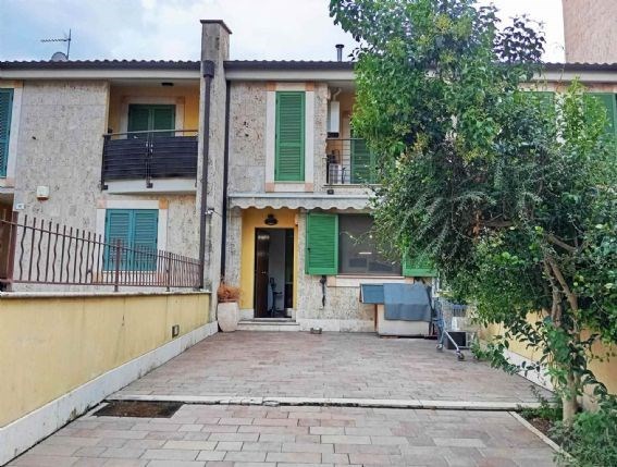 appartamento in vendita a Terni in zona Centro Città