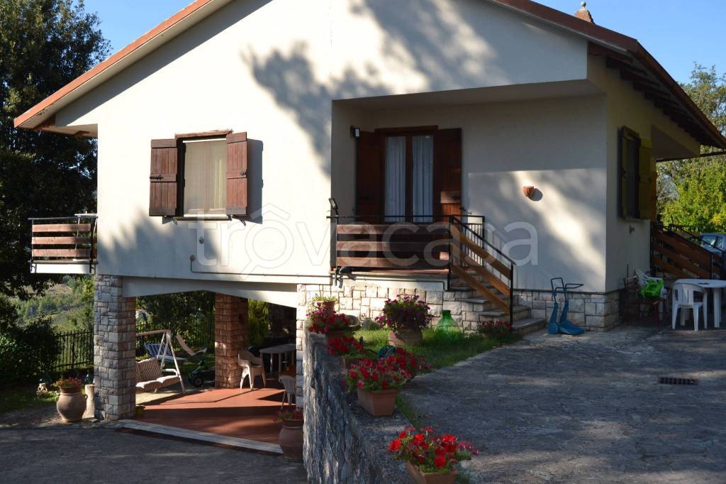 casa indipendente in vendita a Terni in zona Centro Città