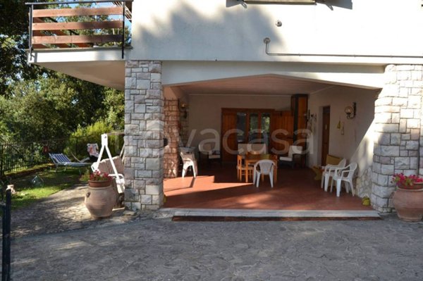 casa indipendente in vendita a Terni in zona Centro Città