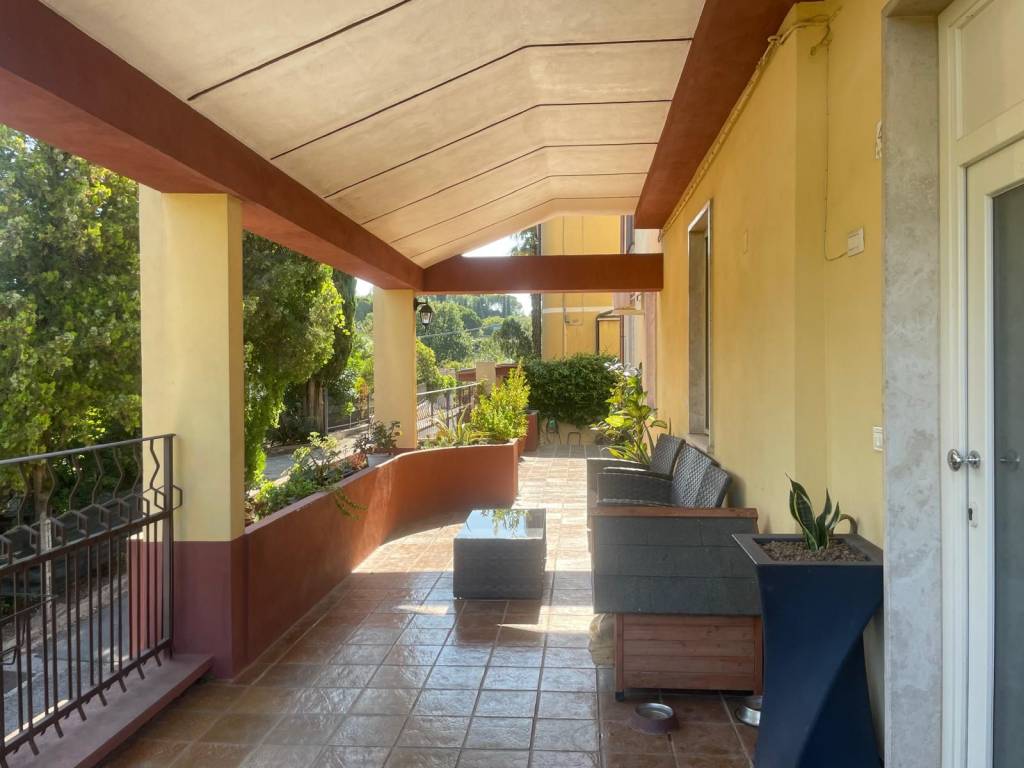 casa indipendente in vendita a Terni in zona Centro Città