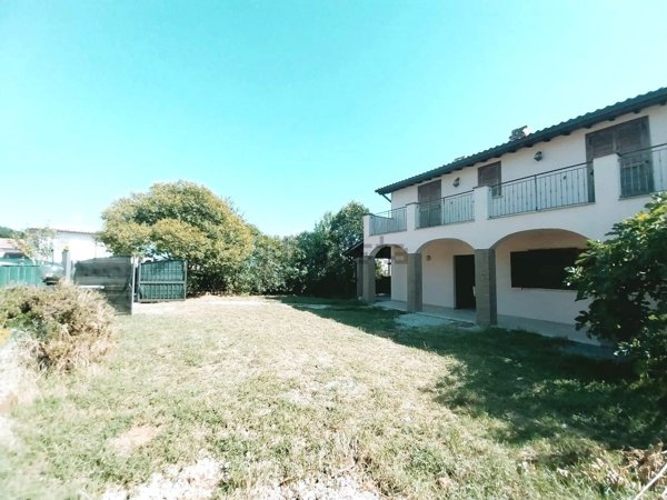 casa indipendente in vendita a Terni in zona Gabelletta
